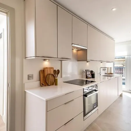 Synergy Montague Street *