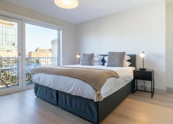 Synergy Montague Street *